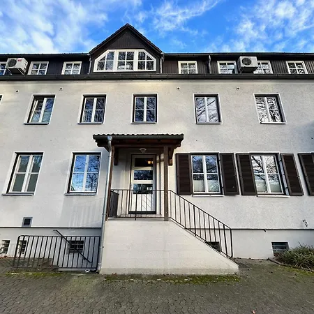 Waldblick Trio- 11 Personen- 3 Wohneinheiten- Waschmaschine- Parkplatz * Wolfsburg