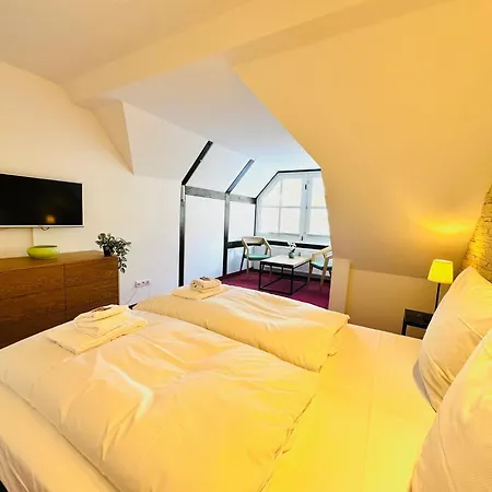 Waldblick Trio- 11 Personen- 3 Wohneinheiten- Waschmaschine- Parkplatz Apartament